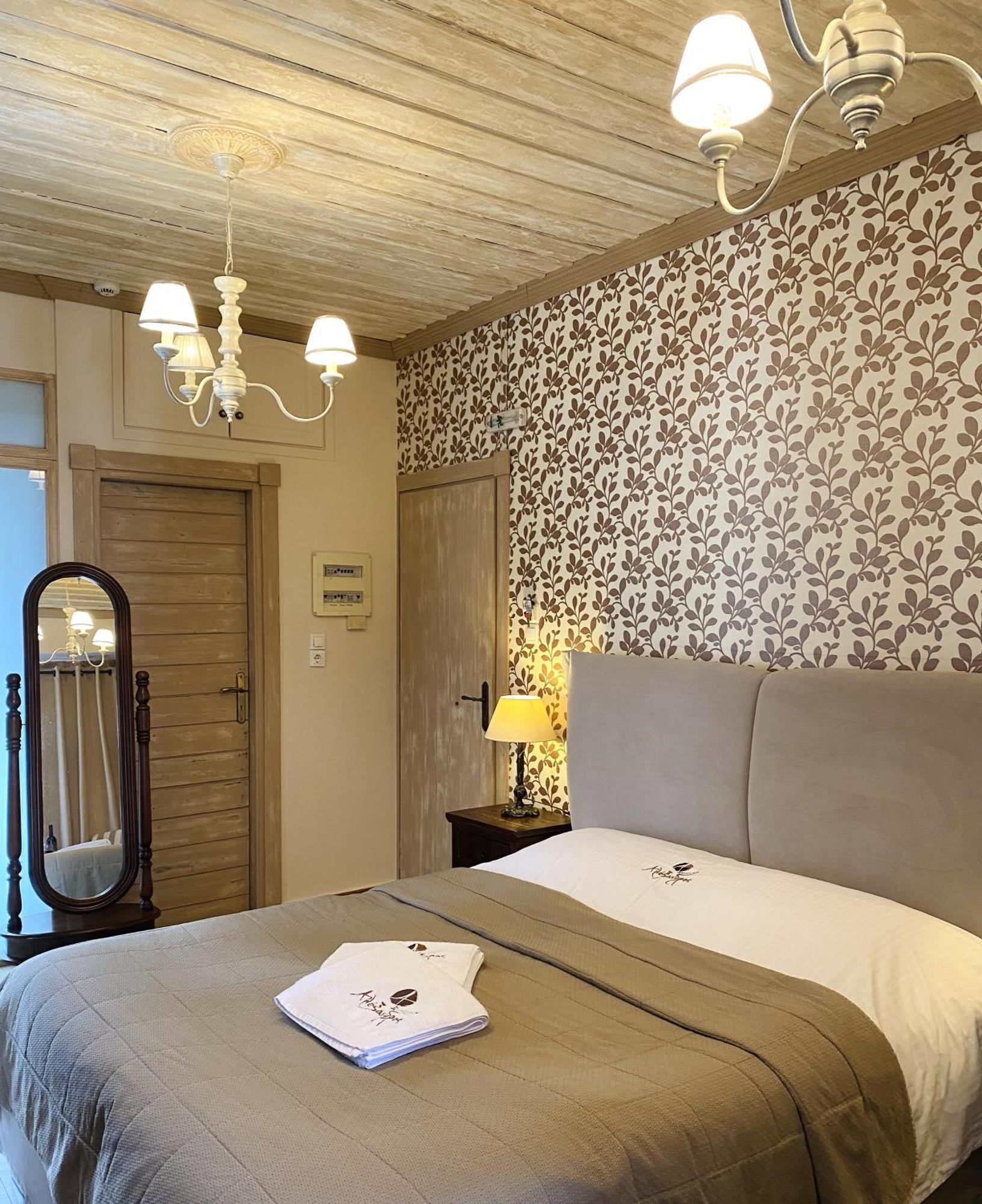 Alexandros Guesthouse Arachova Exterior foto